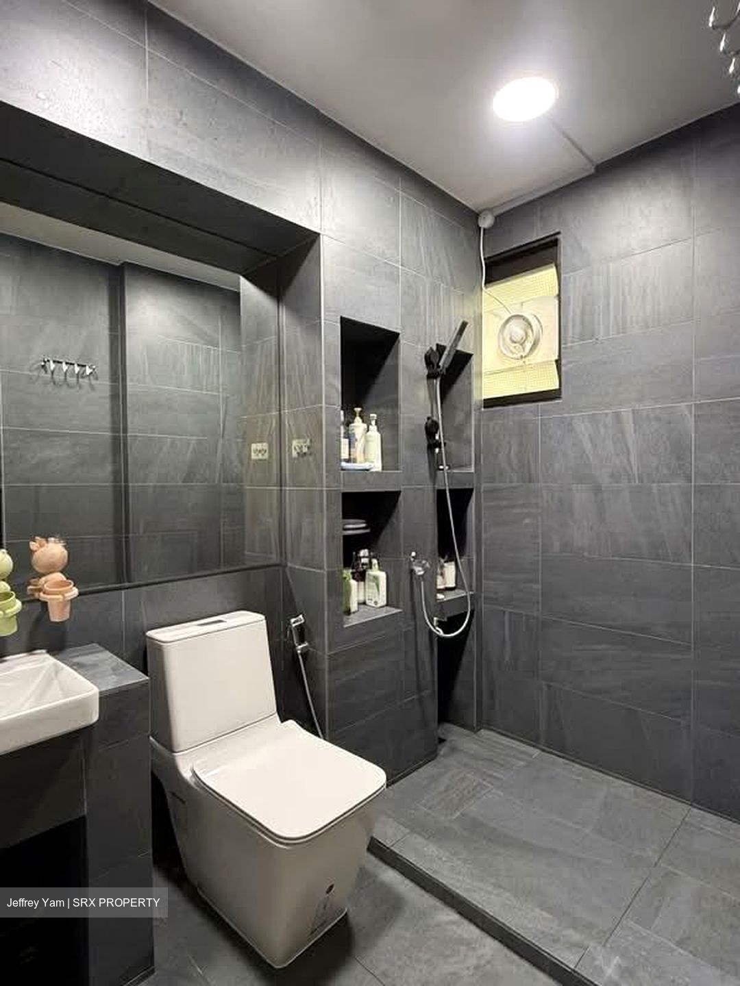 Blk 271C Jurong West Street 24 (Jurong West), HDB 5 Rooms #546080961